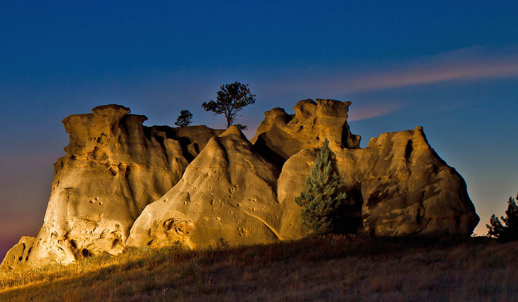 Medicine Rocks State Park