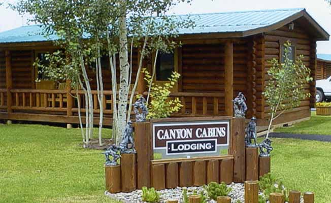 Canyon Cabins Yellowstone Country Montana