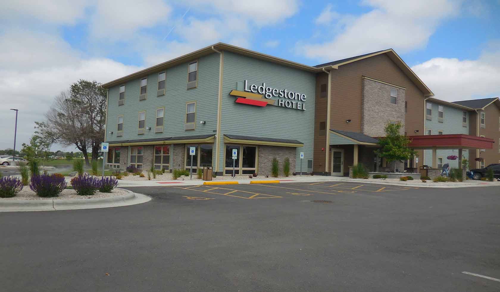 Hotels & Motels Visit Southeast Montana