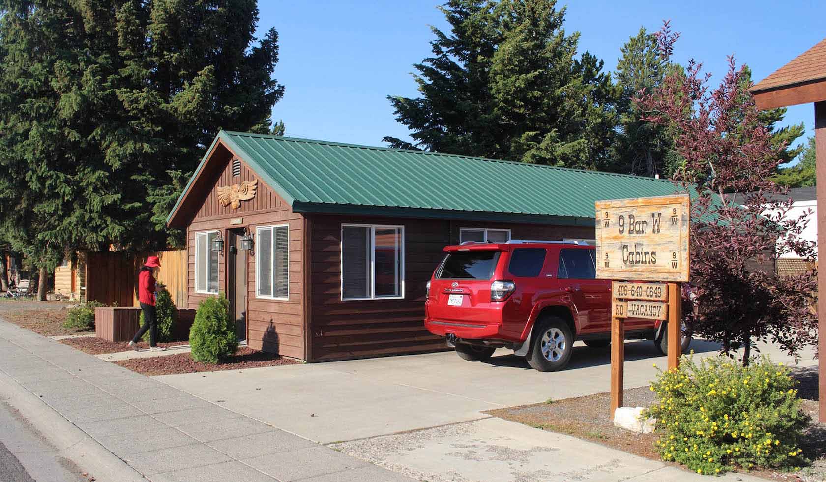 9 W Cabins Yellowstone Country Montana