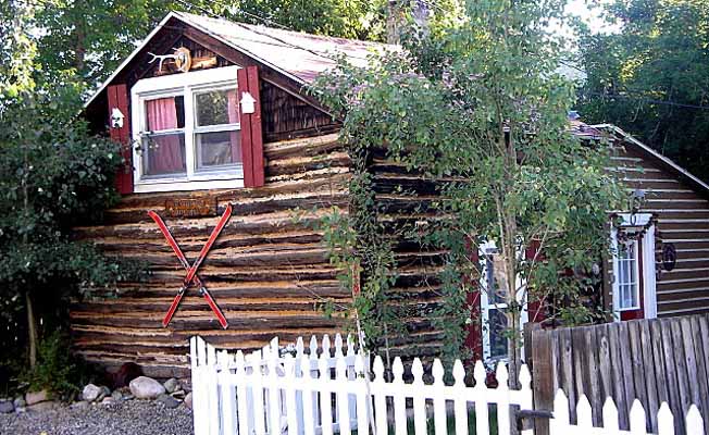 A Little Cabin In Red Lodge Yellowstone Country Montana